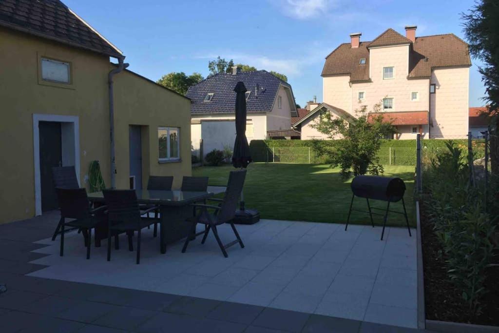 Haus Mit 3 Schlafzimmer Und Garten Amstetten Exterior photo